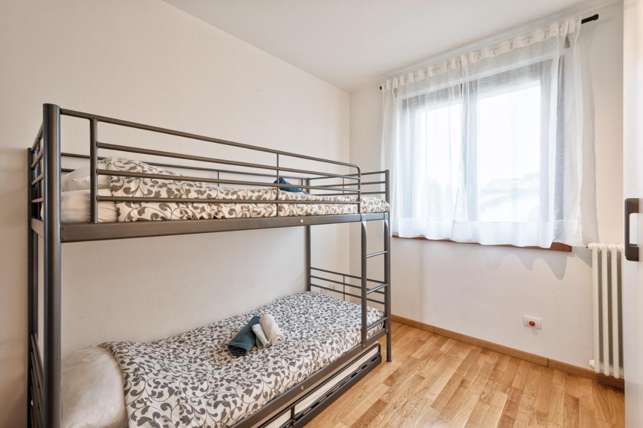 Casa Alessandro Con Piscina Lago Di Garda Salionze Kültér fotó