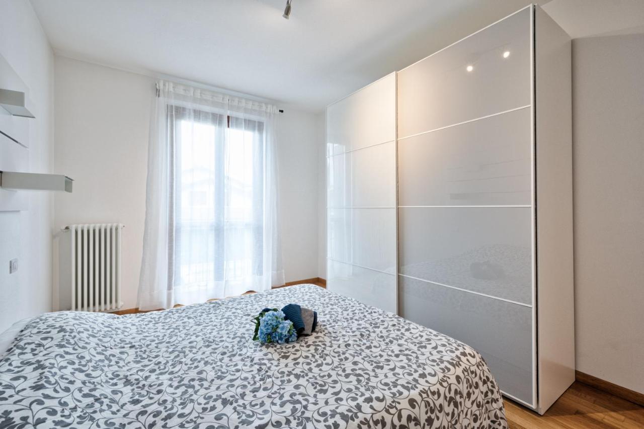 Casa Alessandro Con Piscina Lago Di Garda Salionze Kültér fotó