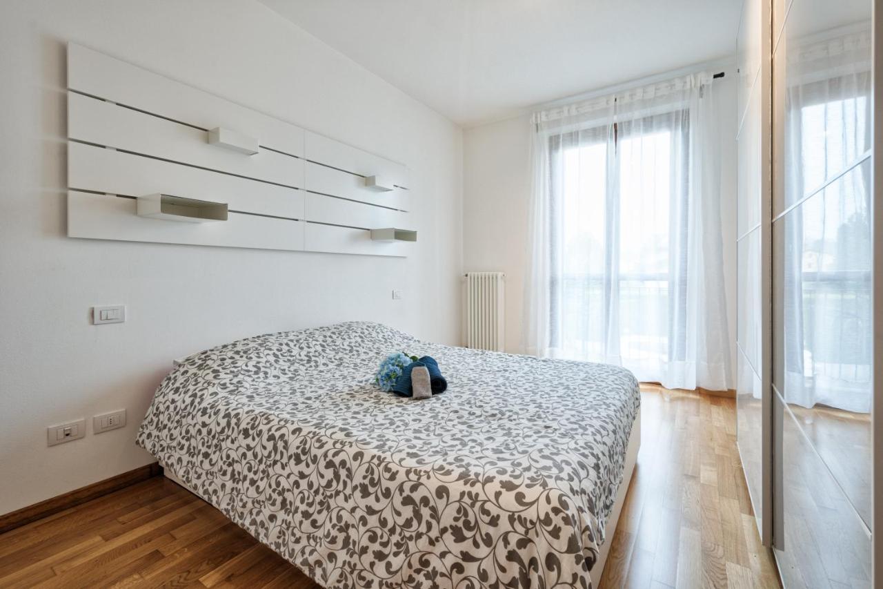 Casa Alessandro Con Piscina Lago Di Garda Salionze Kültér fotó