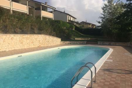 Casa Alessandro Con Piscina Lago Di Garda Salionze Kültér fotó
